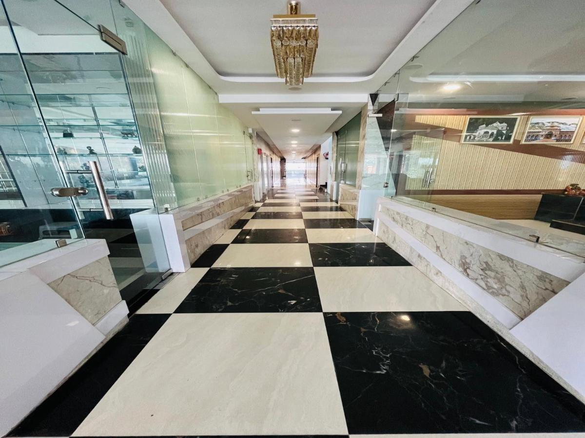 The Grand Lajja - All Staff Vaccinated Hotel Bahadrabad Exterior foto
